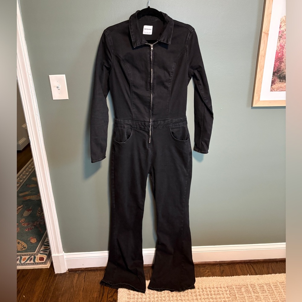 Bershka Black Long-Sleeve Zip-Front Jumpsuit